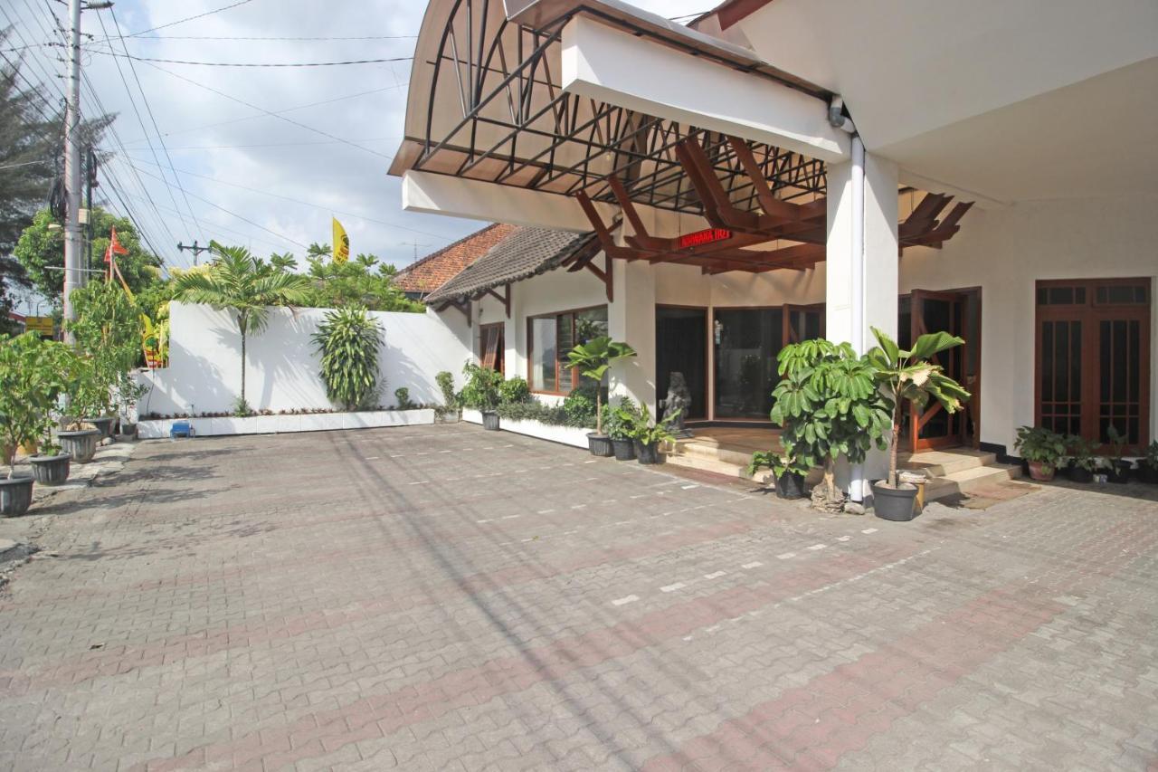 Reddoorz Plus @ Taman Siswa 3 Джок'якарта Екстер'єр фото