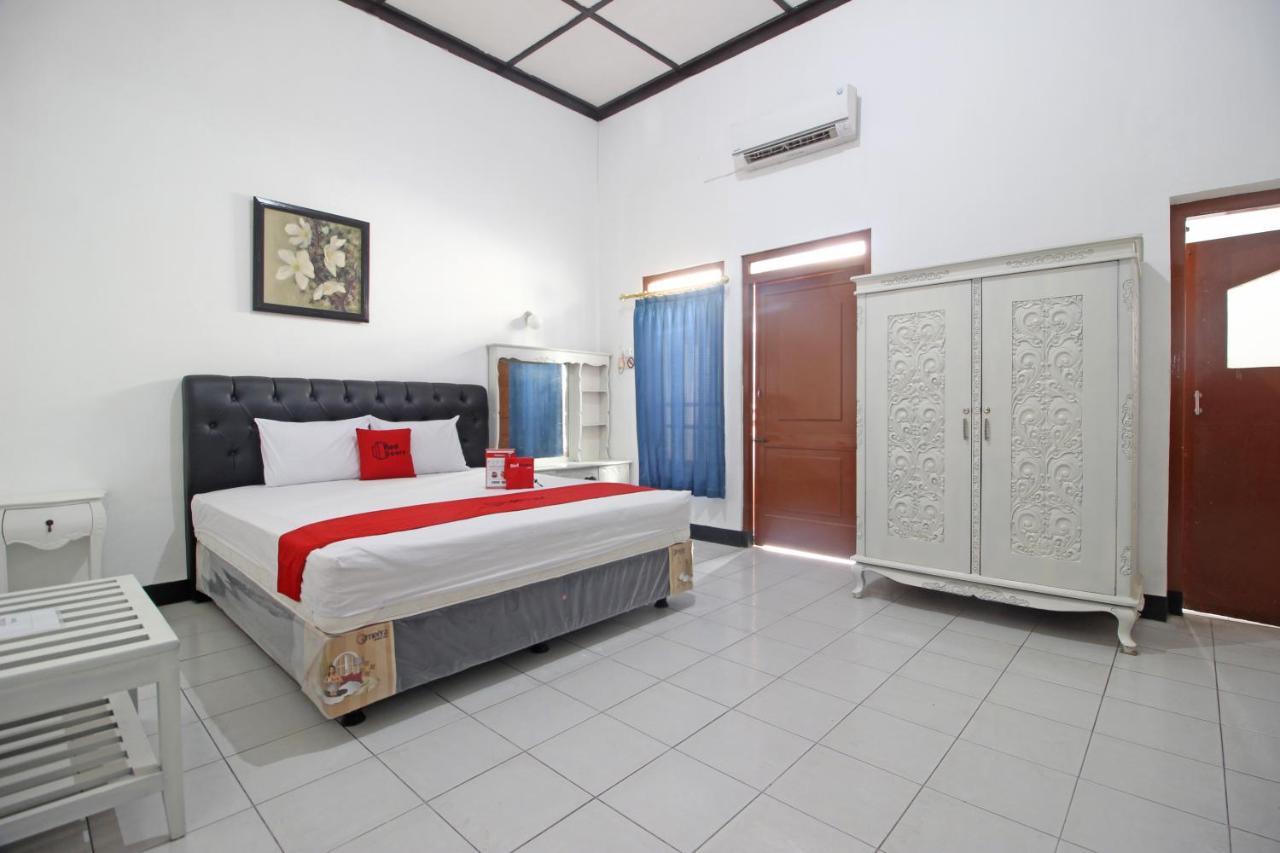 Reddoorz Plus @ Taman Siswa 3 Джок'якарта Екстер'єр фото
